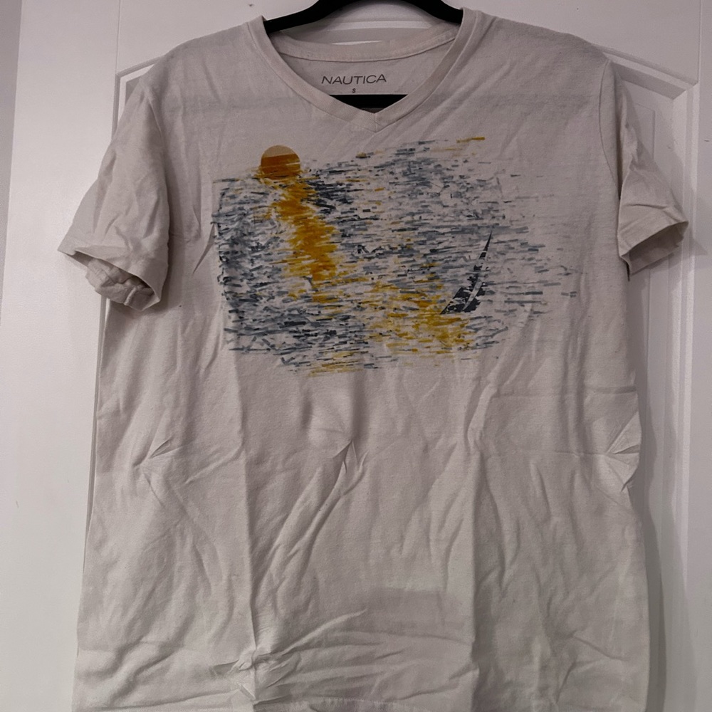 White T-shirt
